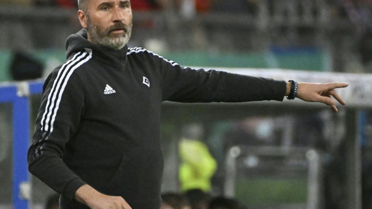 Hamburgs Trainer Tim Walter nimmt den Druck gerne an