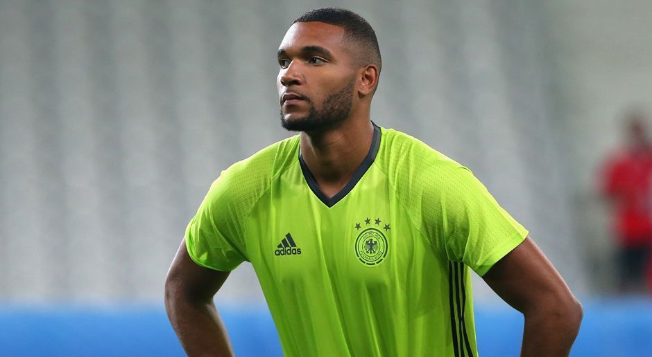 
                <strong>Jonathan Tah</strong><br>
                Jonathan Tah: Kam ab der 58. Minute zu seinem zweiten Länderspiel-Einsatz. Wurde in der Abwehr so gut wie gar nicht gefordert. ran-Note: 3
              