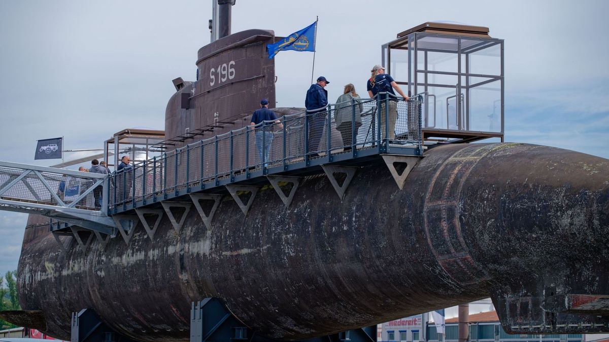 Marine U-Boot U17 öffnet für Besucher