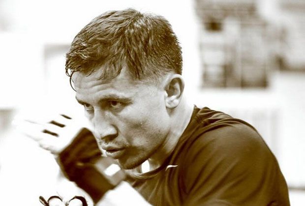 
                <strong>Das ist Gennady Golovkin</strong><br>
                Im Mittelgewicht ist Gennady Golovkin das Maß aller Dinge. 30 Profi-Kämpfe, 30 Siege, 27 davon per K.o.: Die Bilanz des Kasachen ist angsteinflößend. Wer ist dieser Mann, der von Monaco bis New York die Boxhallen füllt? ran.de wirft einen Blick auf seine Karriere.
              