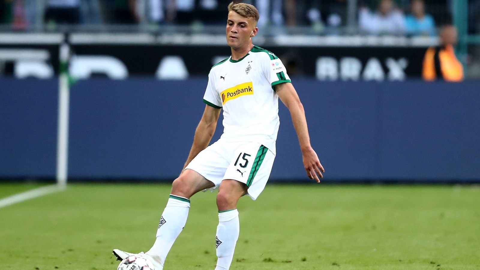 
                <strong>Jordan Beyer einziger Spieler aus 2000er-Klub</strong><br>
                Louis Jordan Beyer von Borussia Mönchengladbach ist der jüngste Spieler und einzige 2000er-Jahrgang im Kader (geboren am 19. Mai 2000).
              