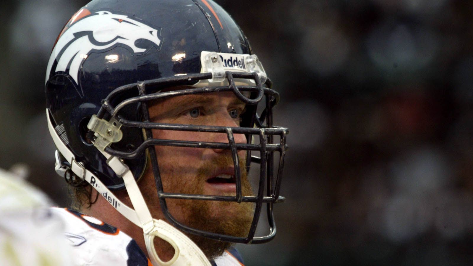
                <strong>Tom Nalen (Draft 1994)</strong><br>
                Mit Pick 218 wählten die Denver Broncos 1994 Tom Nalen aus. Der Center gewann mit der Franchise zwei Super Bowls und schaffte es in seiner 14 Jahre andauernden Karriere in fünf Pro Bowls. Insgesamt absolvierte er bis 2008 194 Spiele für die Broncos.
              