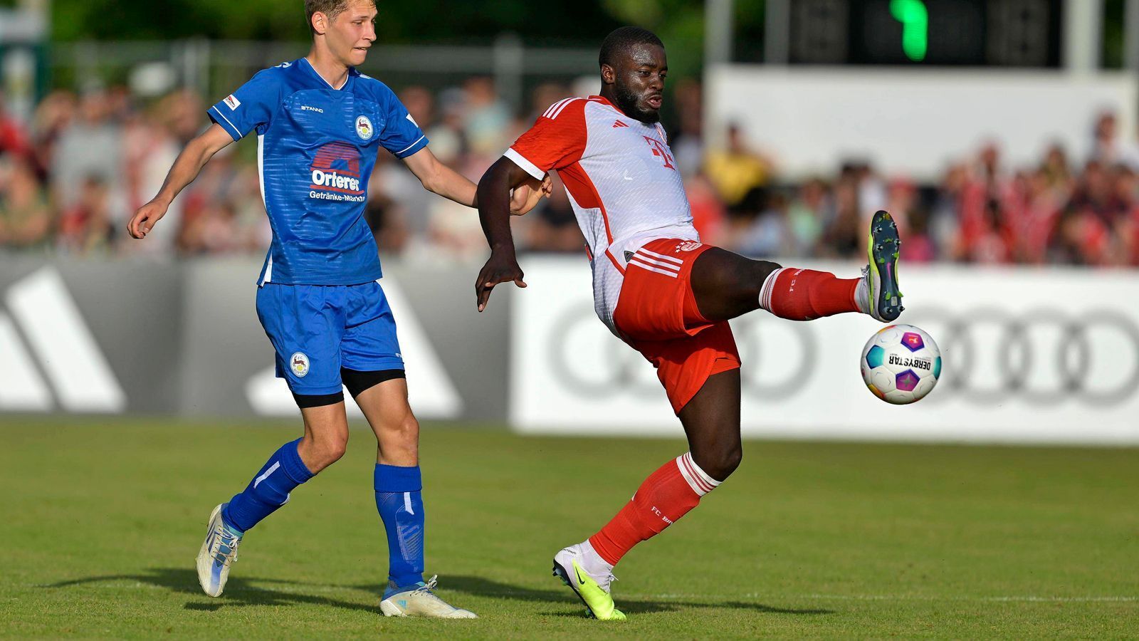 
                <strong>Dayot Upamecano</strong><br>
                Absolviert den Sommer-Kick mit absoluter Ruhe und Übersicht. Lässt sich auf keinerlei Leichtfertigkeit ein klärt einmal sogar gekonnt.
              