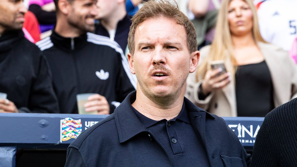 Julian Nagelsmann (Deutschland, Bundestrainer) singt die Nationalhymne GER, Deutschland vs. Frankreich, Fussball, UEFA, Nations League, Platz3, Spielzeit 2024 2025, 08.06.2025 GER, Deutschland vs. ...