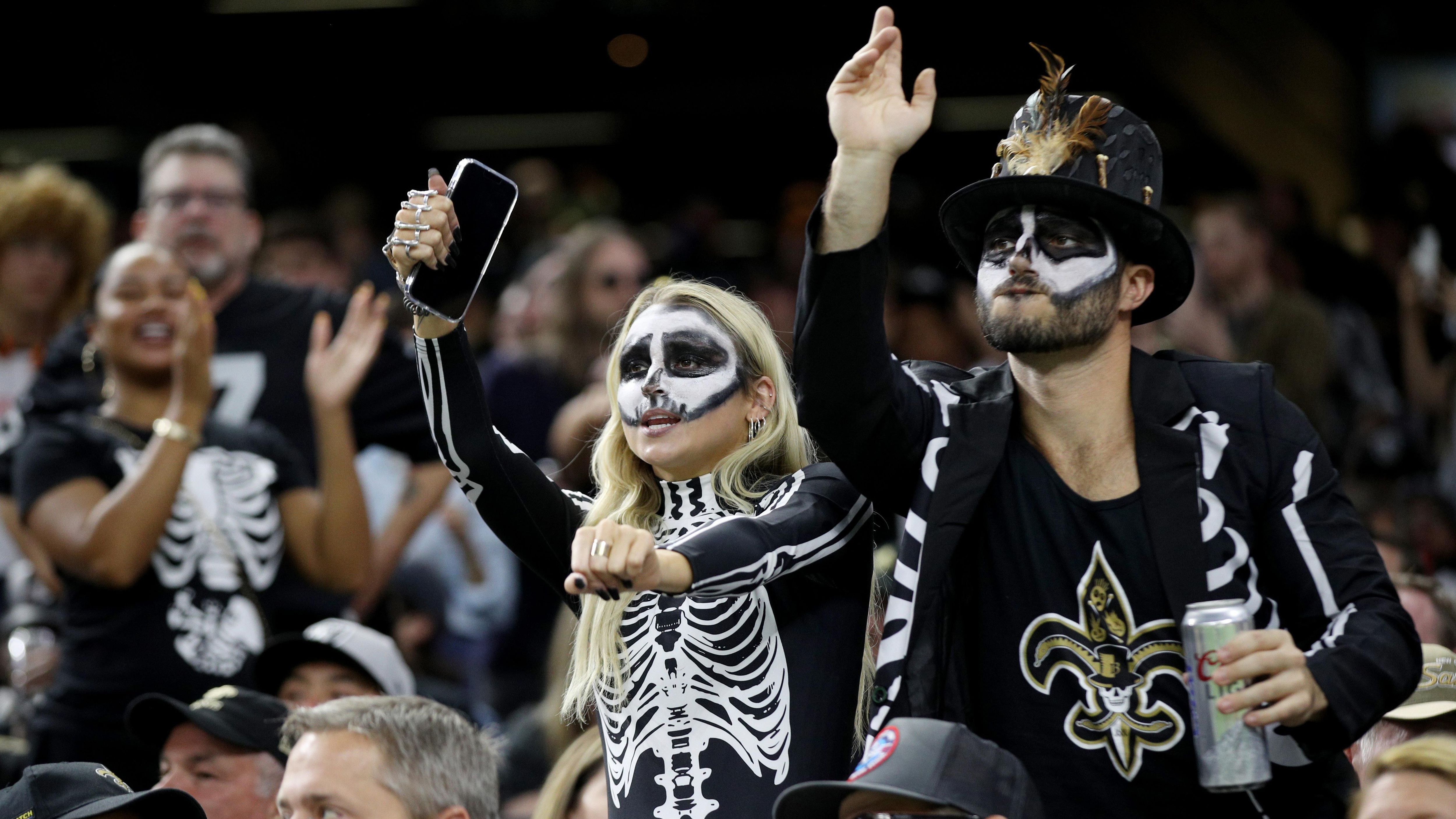 
                <strong>Platz 15: New Orleans Saints (Mercedes Benz Superdome)</strong><br>
                &#x2022; <strong>Zuschauerschnitt bei Heimspielen</strong>: 68.987<br>&#x2022; <strong>Totale Zuschauerzahl</strong>: 620.889<br>&#x2022; <strong>Prozentuale Auslastung</strong>: 96,1 Prozent<br>&#x2022; <strong>Heimspiele (Saison 2022)</strong>: 9<br>
              