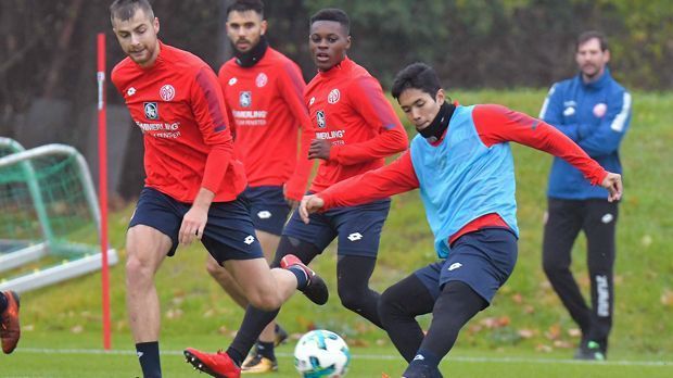 
                <strong>1. FSV Mainz 05</strong><br>
                Am Neujahrstag dürfen die Mainzer Profis noch ihren möglicherweise vorhandenen Kater auskurieren, doch am 2. Januar müssen die FSV-Spieler wieder ihren Dienst antreten. Das Team von Sandro Schwarz wird kein Trainingslager beziehen, um sich auf die Rückrunde vorzubereiten.
              