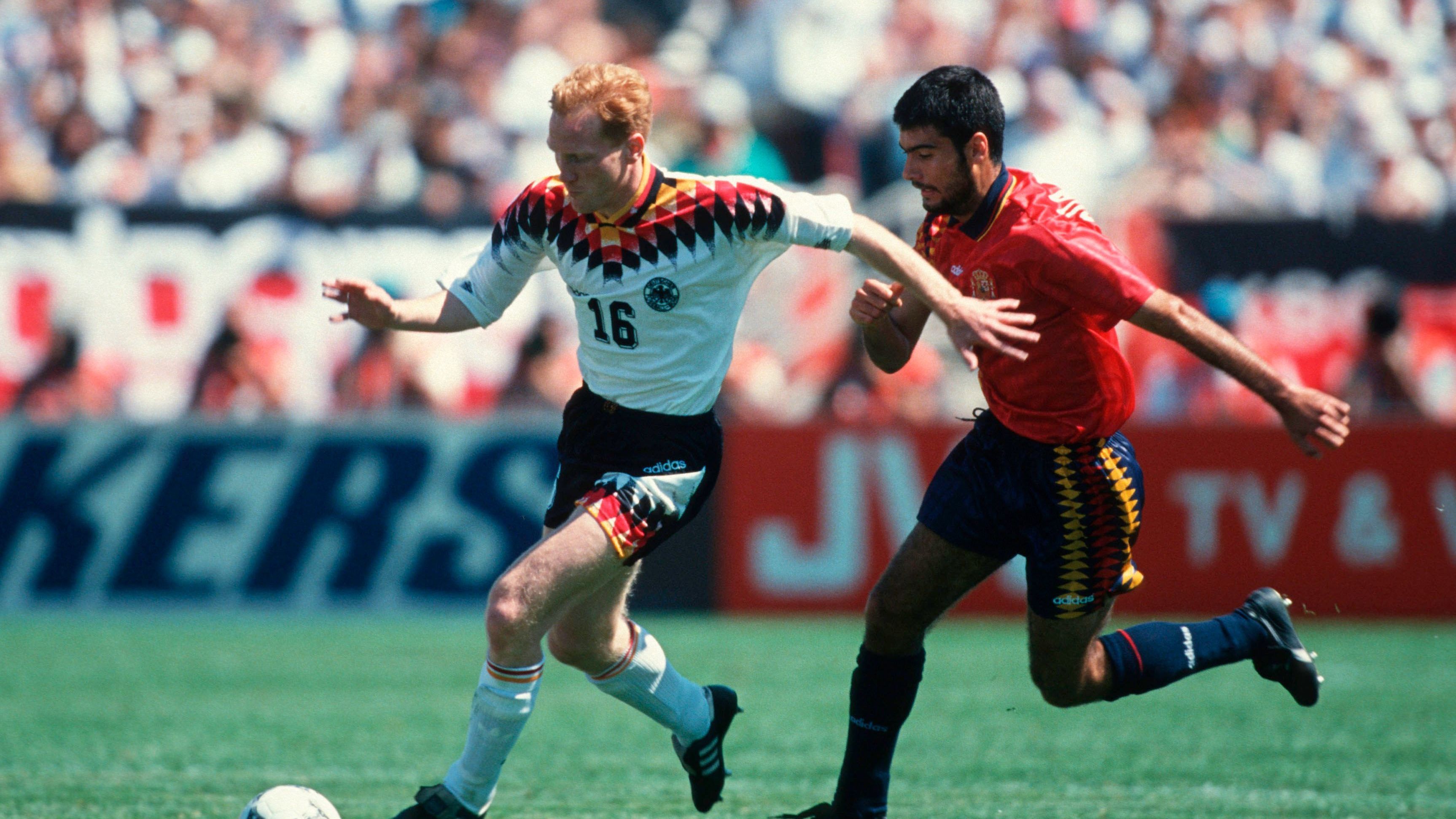 <strong>WM 1994, 2. Spieltag, Spanien - Deutschland 1:1</strong><br>Davor schoss der damalige Barca-Profi Goikoetxea sein Team im Soldier Field in Chicago vor über 60.000 Zuschauern früh in Führung. Dank der beiden Dreier gegen Bolivien und Südkorea holte Deutschland schließlich den Gruppensieg, doch im Viertelfinale war Schluss: Matthäus versenkte zwar einen Elfmeter zum 1:0, aber die Bulgaren drehten das Spiel.&nbsp;