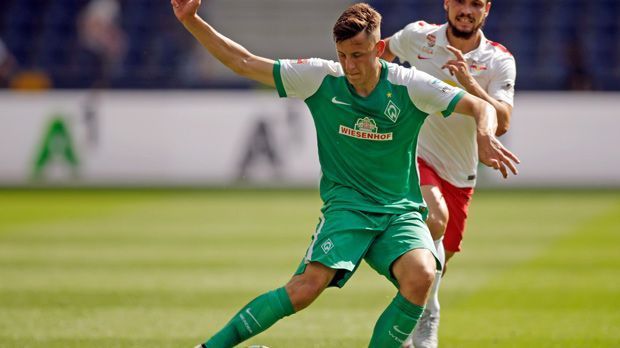 
                <strong>Werder Bremen</strong><br>
                Platz 1: Werder Bremen. Durchschnittsalter: 24,5 Jahre. Jüngster Spieler: Maximilian Eggestein (18 Jahre). Ältester Spieler: Claudio Pizarro (37 Jahre)
              