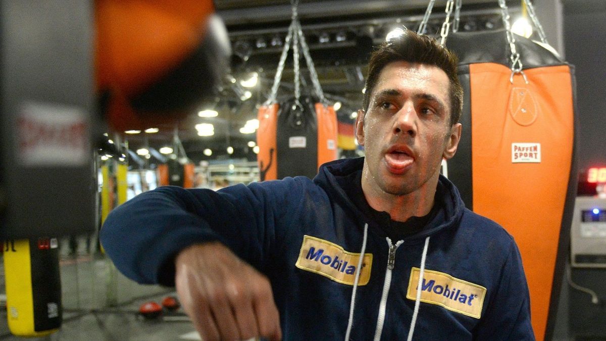 Im Training: Ex-Champion Felix Sturm