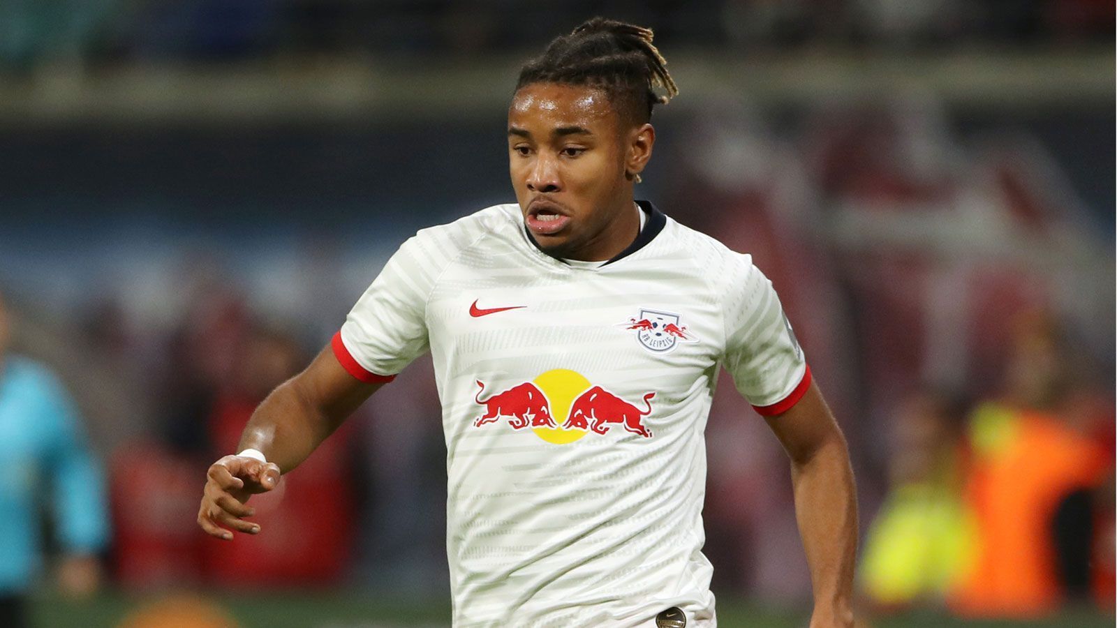 
                <strong>Christopher Nkunku (RB Leipzig)</strong><br>
                Kommt für Forsberg aus der Halbzeitpause. Ohne auffällige Spielanteile. ran-Note: 4
              