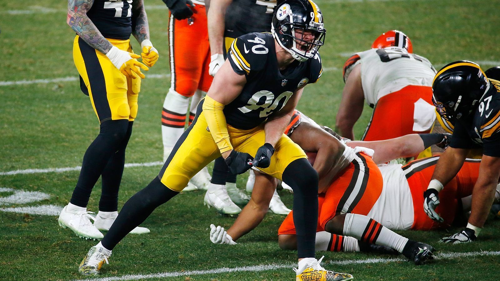 
                <strong>Platz 9: T.J. Watt</strong><br>
                Outside LinebackerPittsburgh Steelers
              