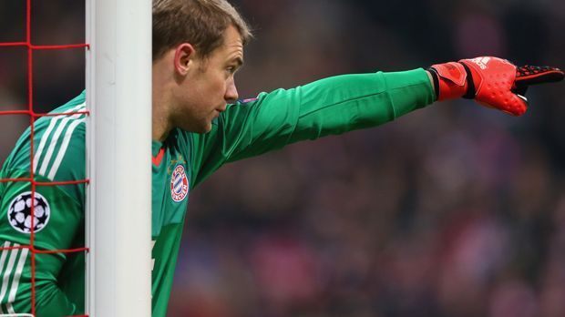 
                <strong>Manuel Neuer (FC Bayern München)</strong><br>
                Manuel Neuer: Ganz klar, der Chilene vertraut in seinem Kasten auf den Welttorhüter Manuel Neuer.
              