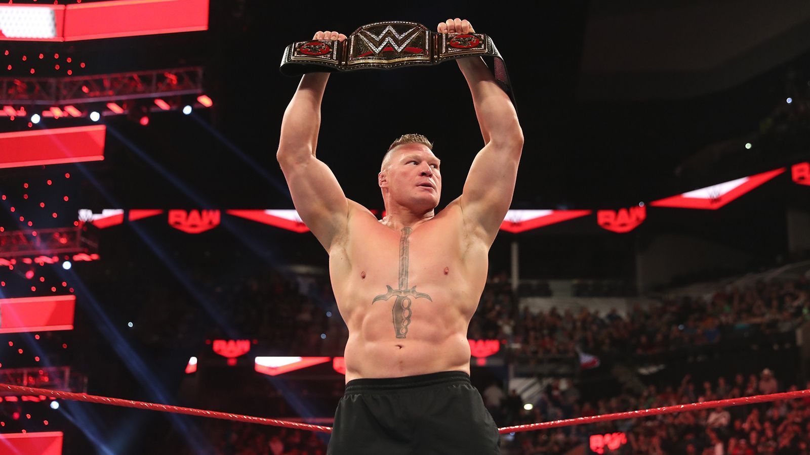 
                <strong>WWE Championship</strong><br>
                WWE ChampionshipAktueller Titelträger: Brock LesnarTitel gewonnen gegen: Kofi KingstonChampion seit: 4. Oktober 2019 (SmackDown 20th Anniversary)
              