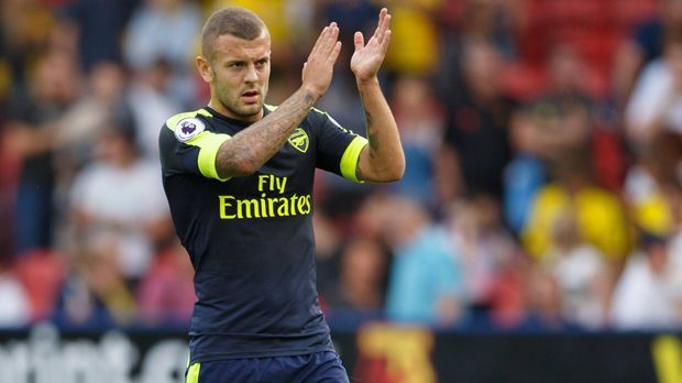 
                <strong>Jack Wilshere</strong><br>
                Jack Wilshere: Das Arsenal-Urgestein hatte die Qual der Wahl. Der Mittelfeldmann sollte ausgeliehen werden, um nach diversen Verletzungen wieder zu alter Stärke zurückzufinden. Nun, wie der Mirror berichtete, gingen bei ihm innerhalb eines Tages zahlreiche Angebote ein. 22 Klubs soll er eine Absage erteilt haben, um zu Crystal Palace zu wechseln, darunter auch der AS Rom und der AC Mailand. Am Ende wurde es der AFC Bournemouth.
              