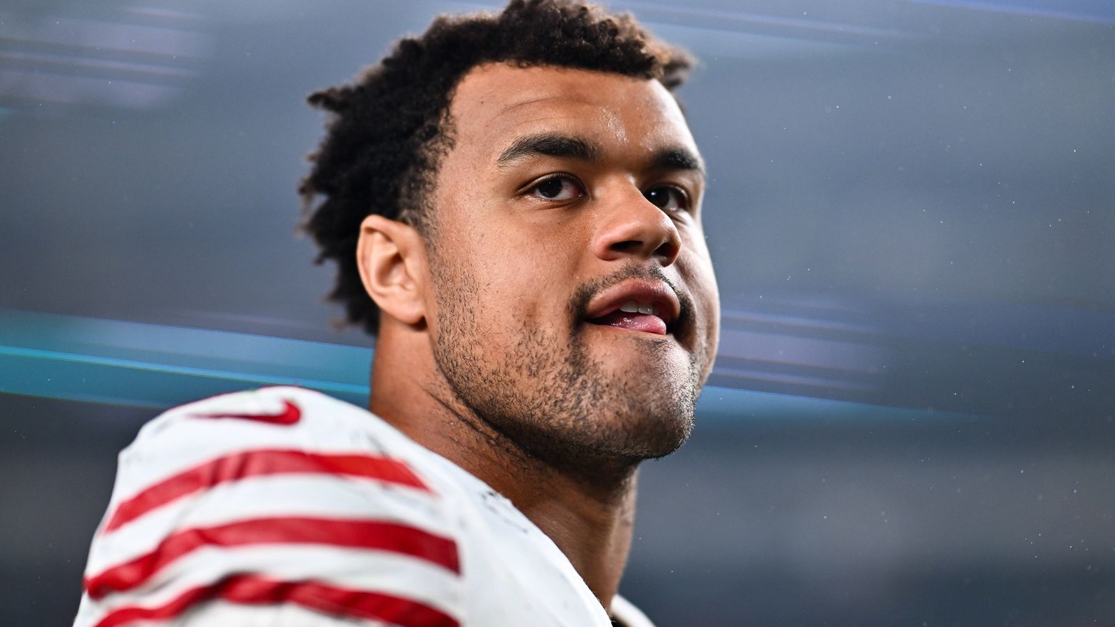 <strong>Platz 21: Arik Armstead</strong><br><strong>Team:</strong> San Francisco 49ers<br><strong>Position:</strong> Defensive End<br>Ähnliche Situation wie bei Hargrave. Auch Armstead ist im Pass Rush gut, doch mit Aussetzern, wenn der Gegner läuft. Seine Tagesform ist elementar für den Gameplan, Patrick Mahomes unter Druck zu setzen.&nbsp;