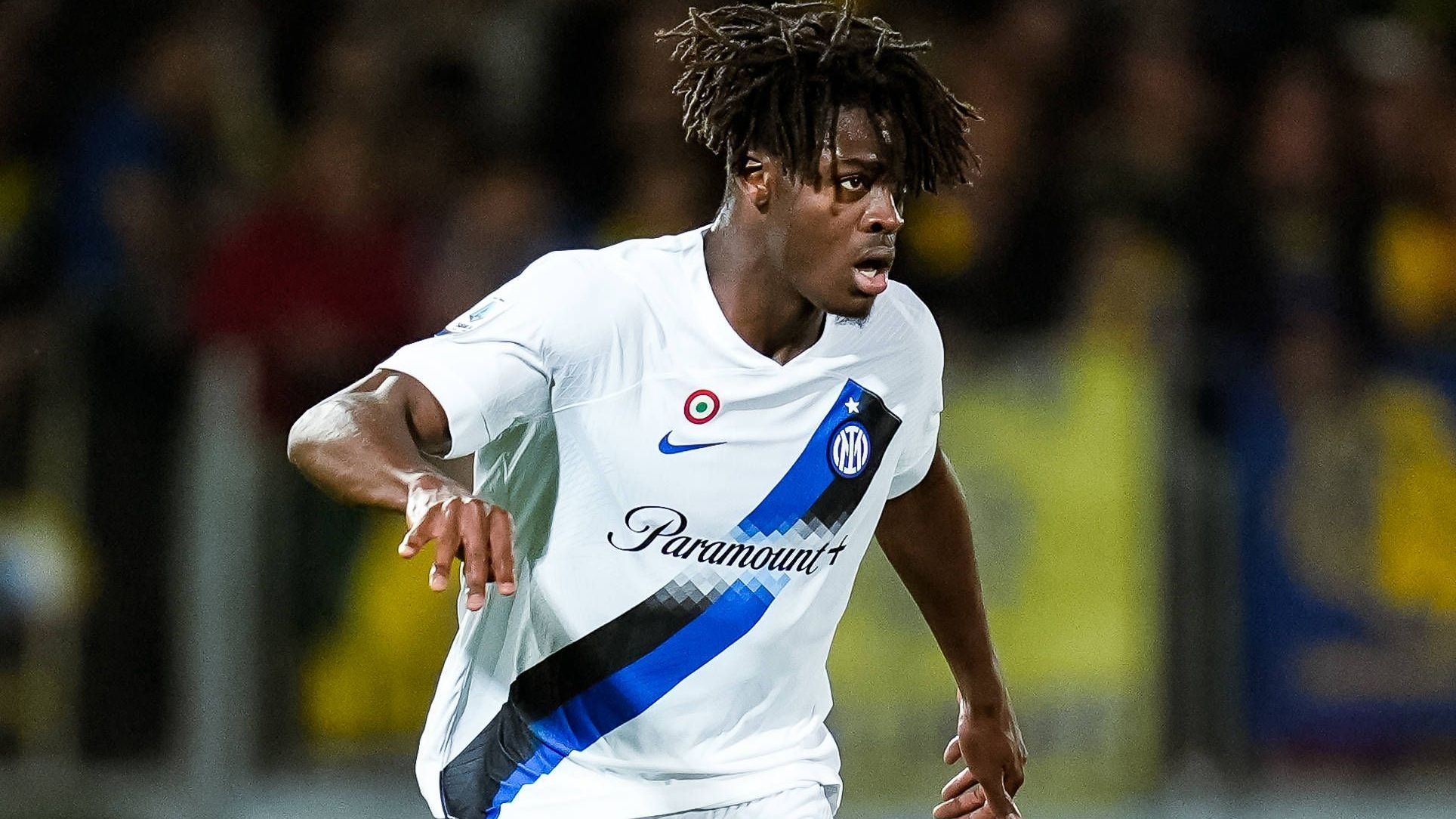 <strong>Abwehr: Yann Bisseck (Inter Mailand)</strong><br>Der 8-malige U21-Nationalspieler hat noch nie für die A-Nationalmannschaft gespielt und kommt bei Inter nur unregelmäßig zum Einsatz, war daher keine Option für Nagelsmann.&nbsp;