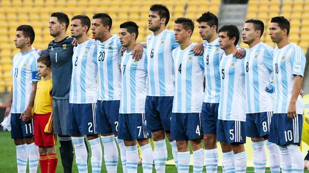 
                <strong>Argentinien</strong><br>
                Südamerika: Argentinien. Als Sieger der südamerikanischen U20-Meisterschaft 2015 sicherten sich die Argentinier ihre Olympia-Teilnahme.
              