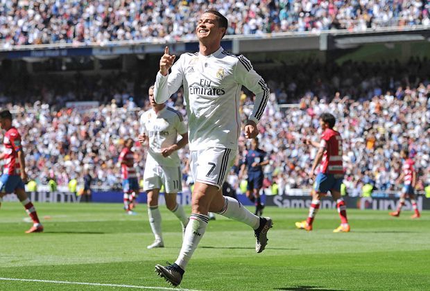 
                <strong>Rechter Flügel: Cristiano Ronaldo</strong><br>
                Der Weltfußballer ist der einzige Landsmann in der Mourinho-Elf. Er war bei Real Madrid unter "The Special One" aktiv.
              
