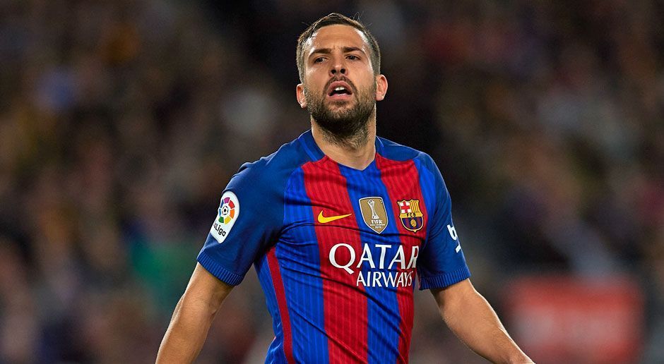 
                <strong>Jordi Alba</strong><br>
                Jordi Alba (FC Barcelona): Auf der Wunschliste ganz weit oben soll auch der Linksverteidiger vom FC Barcelona stehen. Keine preiswerte Option für die Abwehr, denn Jordi Alba steht noch bis 2020 bei Barca unter Vertrag. Außerdem sollen auch schon der FC Chelsea und Manchester United ihr Interesse angemeldet haben. Deshalb gibt es bei PSG für die Position hinten links in der Viererkette wohl noch einen Plan B ...
              