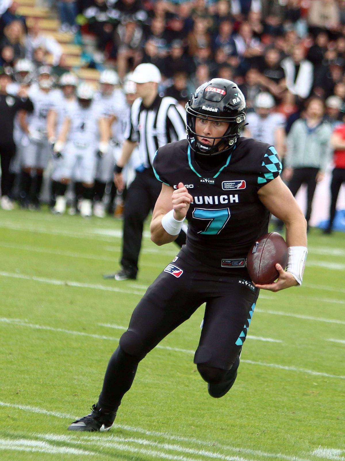 Russel TABOR (Muenchen), European League Football; Munich Ravens vs Raiders Tirol, Unterhaching, Sportpark Unterhaching, 18.05.25 *** Russel TABOR Muenchen , European League Football Munich Ravens ...