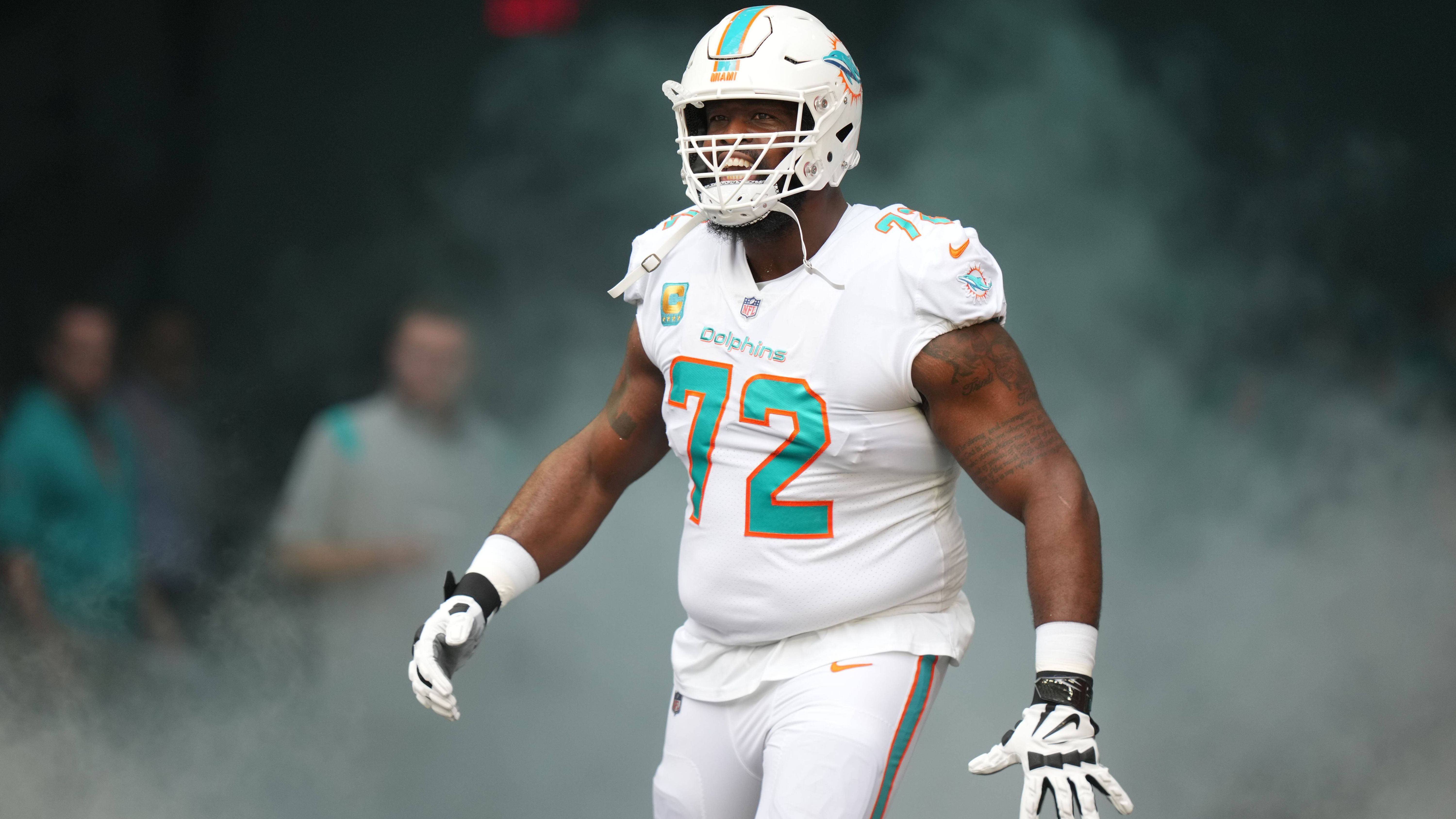 <strong>Terron Armstead (Miami Dolphins)<br></strong>Bitter für Miami: Left Tackle Terron Armstead steht im ersten Regular-Season-Spiel gegen die Los Angeles Chargers nicht zur Verfügung. Das geht aus dem Injury Report der Dolphins hervor. Laut Medienberichten hat Armstead mit Problemen an Knie, Rücken und Sprunggelenk zu kämpfen.&nbsp;