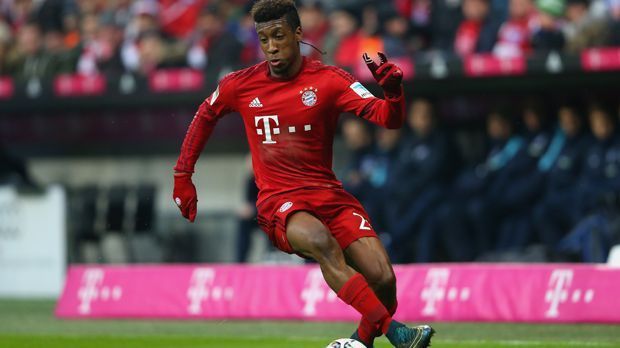 
                <strong>Angriff: Kingsley Coman (FC Bayern München)</strong><br>
                Angriff: Kingsley Coman (FC Bayern München). Der Franzose ist aktuell der beste Vorlagengeber der Champions League! Mit vier Assists führt der 19-Jährige gemeinsam mit Alexis Sanchez (Arsenal), Hulk (Zenit), Wilfried Bony (Manchester City) und Neymar (Barcelona) diese Statistik an.
              