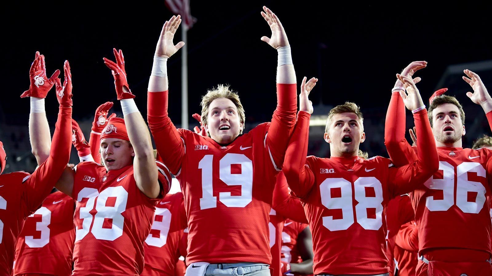 
                <strong>College Football: Die Michigan State Spartans at Ohio State Buckeyes</strong><br>
                Die Ohio State Buckeyes haben schon einige Stars der NFL hervorgebracht. Auch gegen die Michigan State Spartans (Samstag ab 17:45 Uhr live auf ProSieben MAXX und im Stream auf ran.de) dürften einige zukünftige NFL-Spieler auf dem Platz stehen. ran zeigt euch ein paar ehemalige "Buckeyes", die es in die NFL geschafft haben.
              