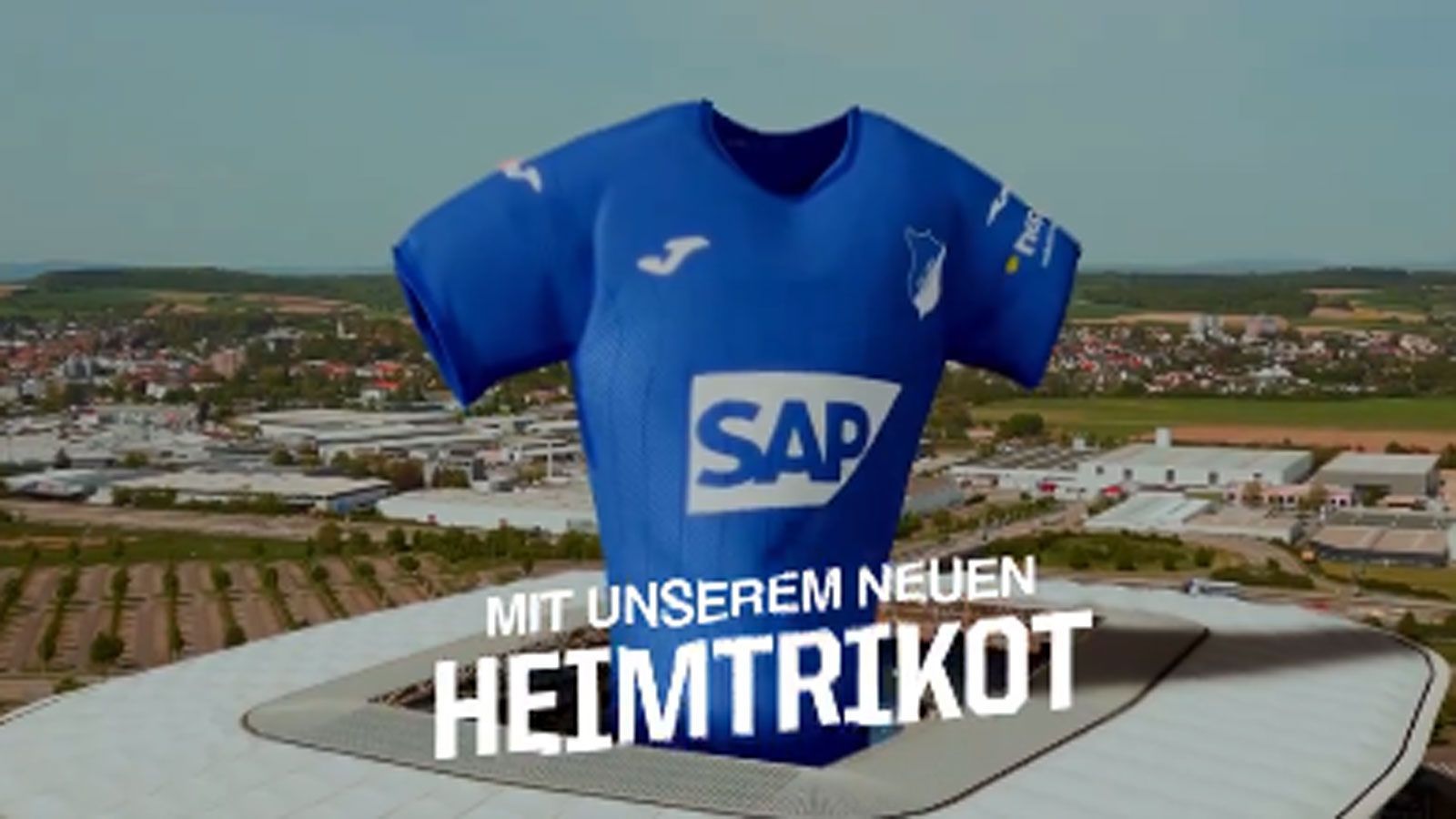 <strong>TSG Hoffenheim</strong><br>Auch die TSG Hoffenheim trägt im letzten Heimspiel der Saison und damit gegen den FC Bayern München ihr neues Trikot auf. Und das ist: blau, einfach nur blau.