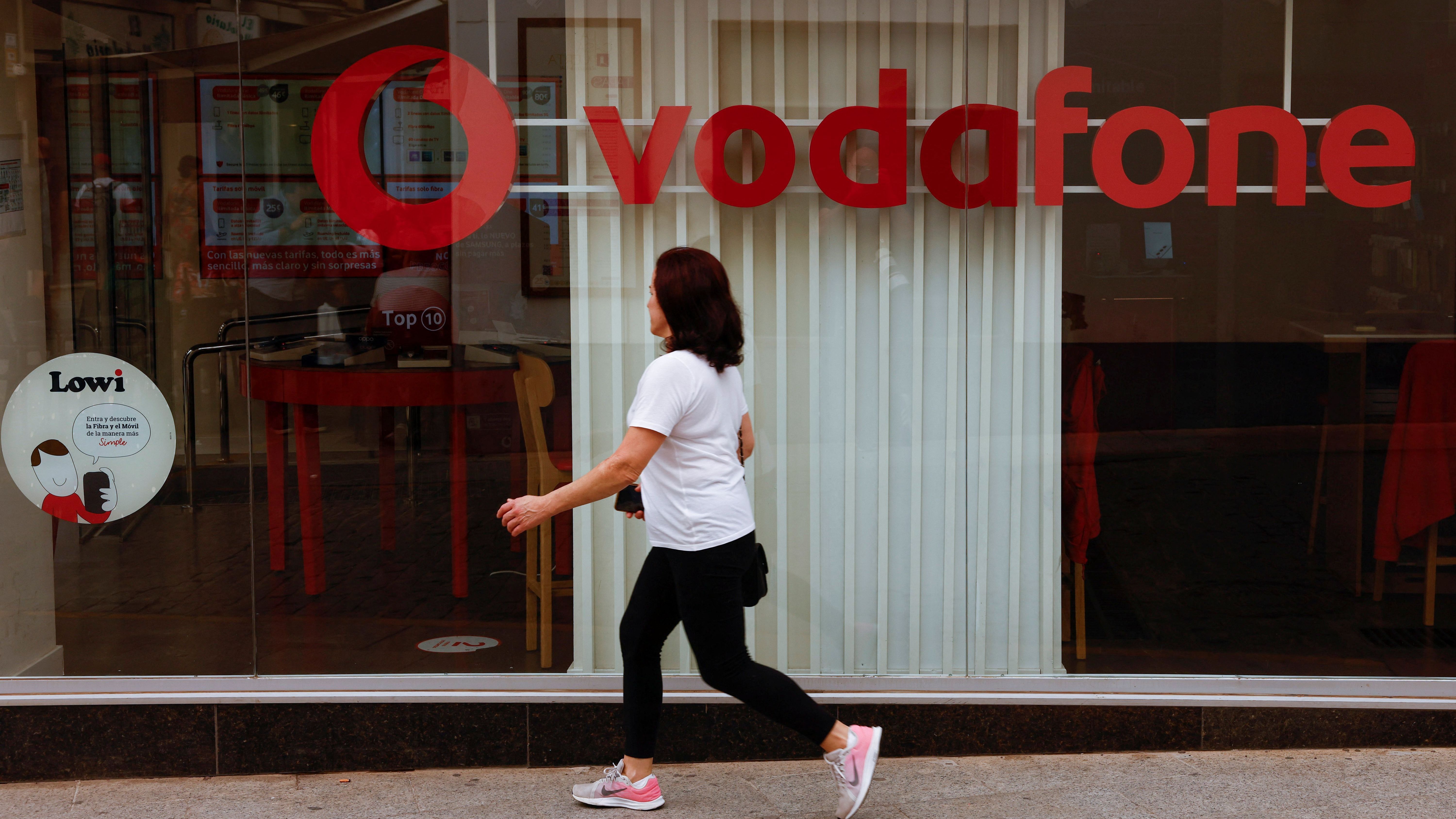 Weltweit will Vodafone 11.000 Stellen streichen.