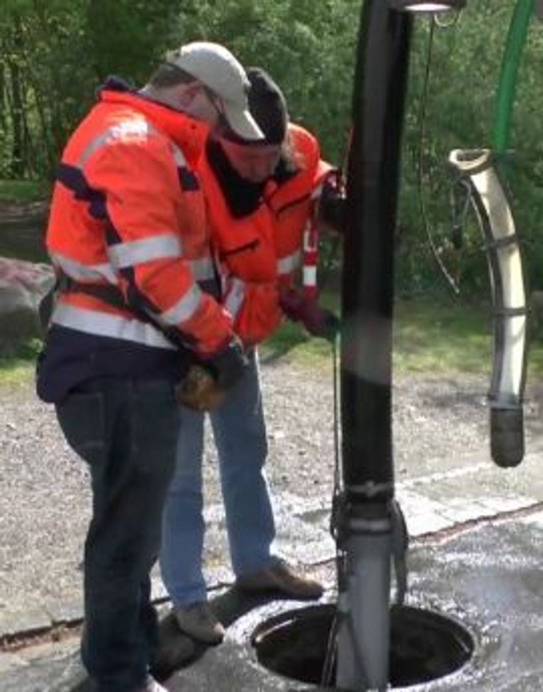 Christoph und Rolf bei der Arbeit