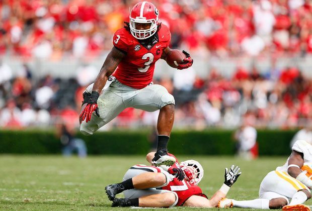 
                <strong>Todd Gurley (University of Georgia)</strong><br>
                Runningback Todd Gurley spielt aktuell für die University of Georgia. Bislang erlief er 911 Yards und neun Touchdowns in dieser Saison. Potenzielle Teams: Dallas Cowboys, San Diego Chargers, Detroit Lions, New England Patriots.
              