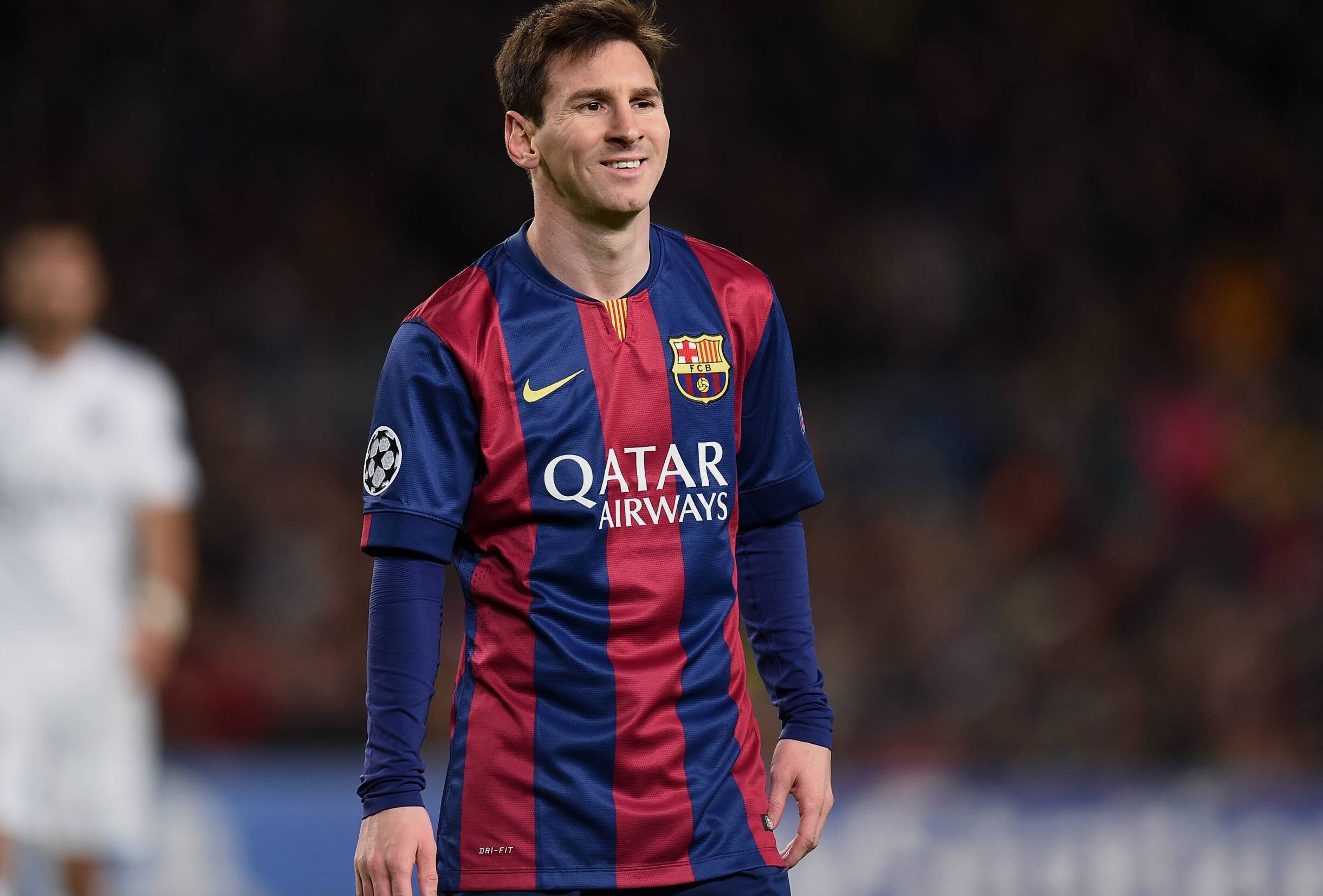 
                <strong>Platz 1: Lionel Messi (FC Barcelona)</strong><br>
                Vertrag bis 2018 - Alter: 27 - Wechselwahrscheinlichkeit: Niedrig - Geschätzter Wert: Zwischen 256 und 282 Millionen Euro. Somit sind in der Top-Ten fünf Spieler aus der Premier League, vier aus der spanischen und einer aus der italienischen Liga. Bester Bundesligist auf Rang 21: Götze.
              