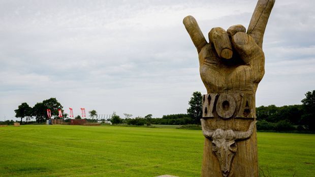 
                <strong>So sah die Welt aus, als Gladbach zuletzt in Düsseldorf gewann </strong><br>
                Der Musikgeschmack war aber nicht nur schlecht: 1990 fand zum ersten Mal das inzwischen legendäre Wacken-Festival statt. Besucherzahl damals: 800.
              