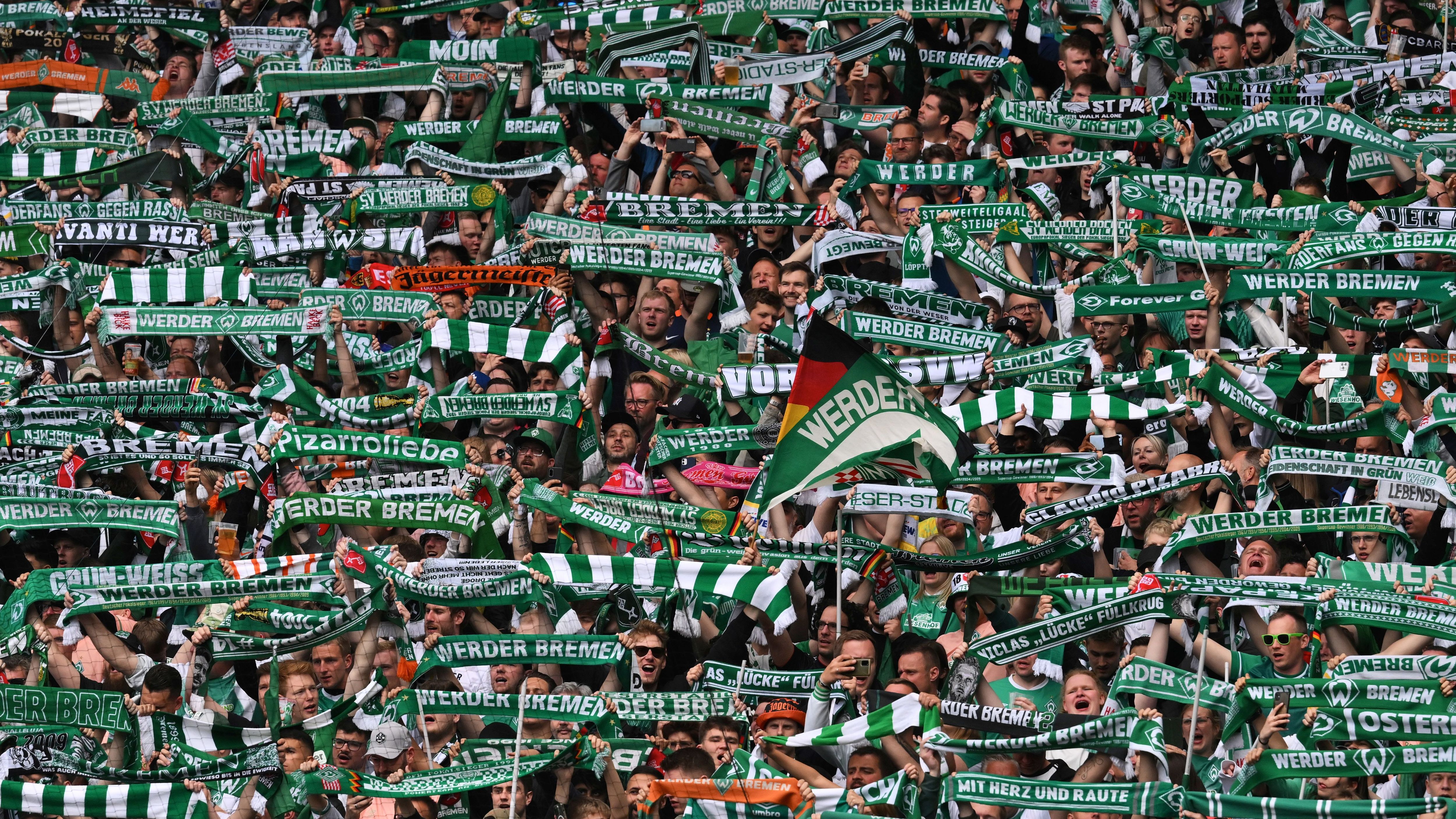 <strong>Rang 10: SV Werder Bremen</strong><br>202 Euro für eine Stehplatz-Dauerkarte.<br>Sitzplatz-Dauerkarte: 320 Euro bis 755 Euro.