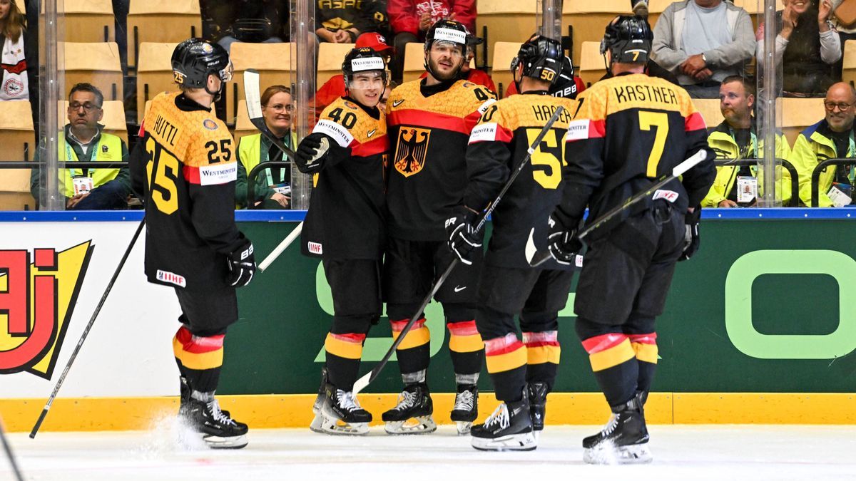 ODENSE, DENMARK - MAY 11: Germany celebrate a goal during the 2025 Ice hockey, Eishockey World Championship, WM, Weltmeisterschaft match between Germany and Kazakhstan at Jyske Bank Arena on May 11...