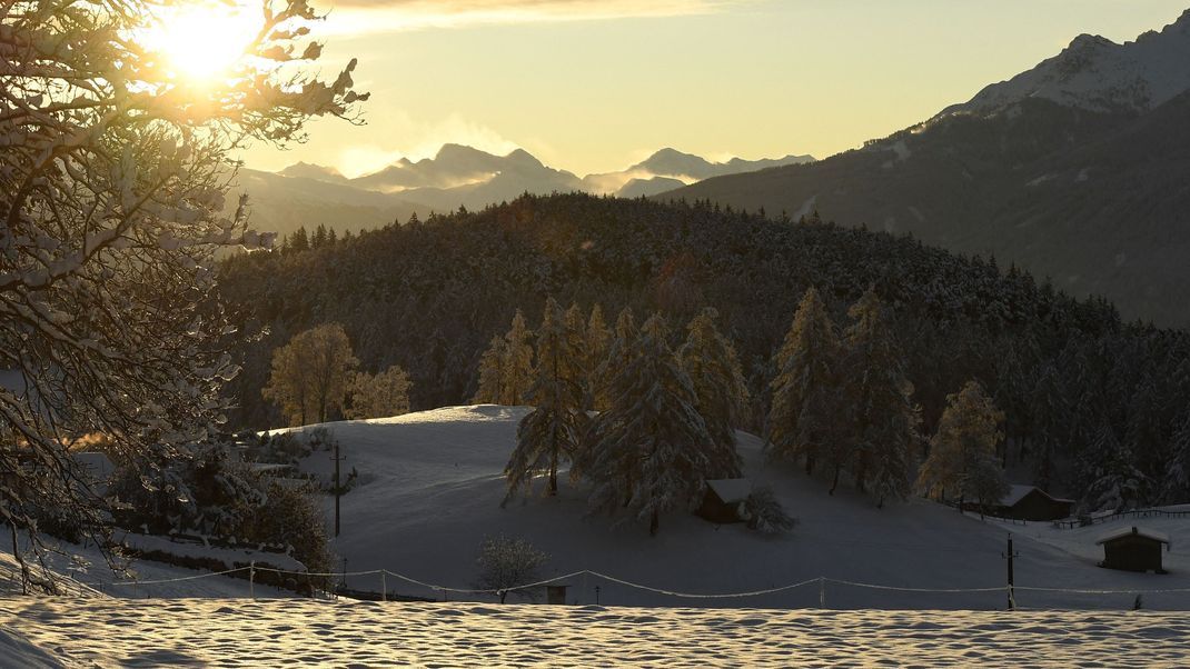 Im Urlaubsparadies Tirol ist es derzeit alles andere als ruhig: Das österreichische Bundesland wird von einer Erdbebenserie heimgesucht.