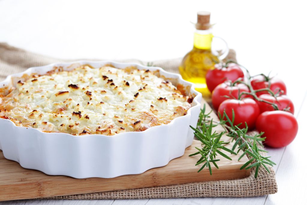 Kartoffelgratin mit Feta: Das griechische Rezept für den würzigen Genuss