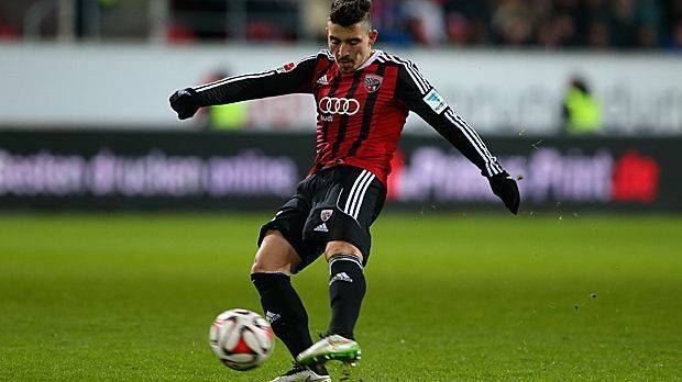 
                <strong>Danilo Soares (FC Ingolstadt 04)</strong><br>
                FC Ingolstadt 04: Danilo Soares (Zehenverletzung). Auch Danilo Soares kämpft mit einer Zehenverletzung. Der Außenverteidiger wird jedoch nicht vor Mitte September ins Mannschaftstraining des Aufsteigers einsteigen können.
              