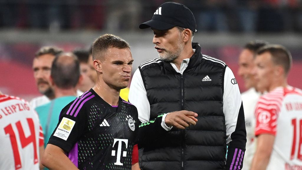 FC Bayern München Die Kabine in Pro und Contra Gibt es Gegner von