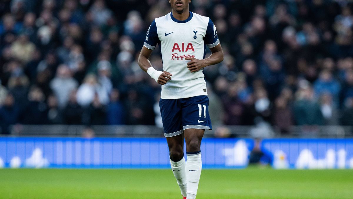 LONDON, ENGLAND - FEBRUARY 16: Mathys Tel of Tottenham Hotspur FC during the Premier League match between Tottenham Hotspur FC and Manchester United, ManU FC at Tottenham Hotspur Stadium on Februar...