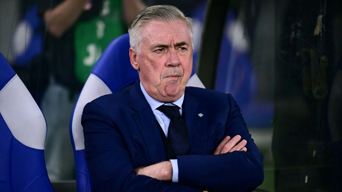Brasiliens Trainer Carlo Ancelotti in Tokio