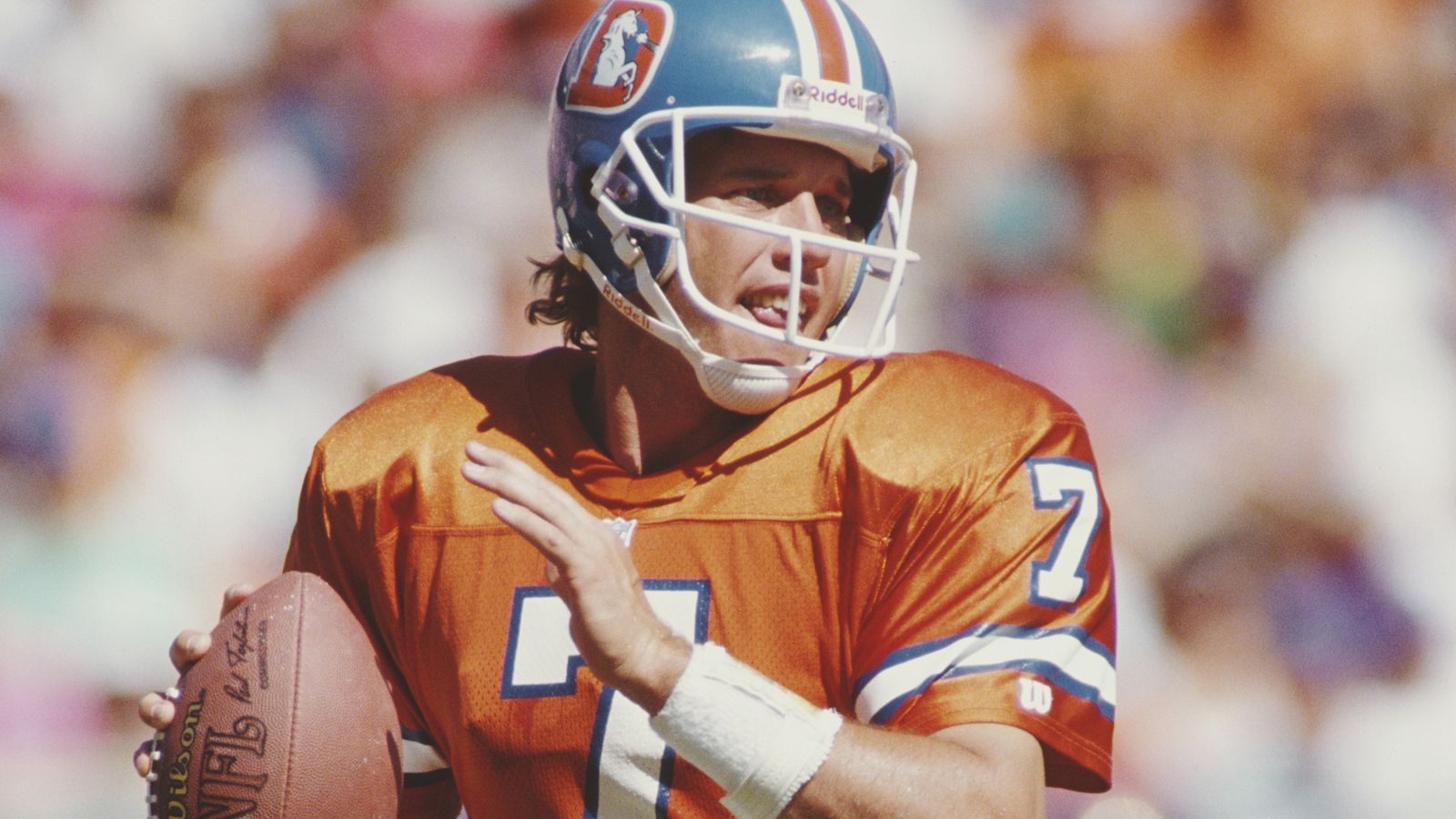 <strong>Denver Broncos</strong><br>7 - John Elway<br>18 - Frank Tripucka<br>44 - Floyd Little