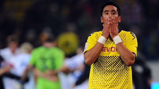 
                <strong>Lucas Barrios</strong><br>
                Lucas Barrios - 2012: Insgesamt schoss Lucas Barrios 39 Tore für Borussia Dortmund und gewann alle nationalen Titel. Im Sturm war er lange gesetzt, bis ihn ein gewisser Robert Lewandowski den Rang ablief. Im Jahr 2012 entschied sich der Stürmer für einen Wechsel in die chinesische Liga: Eine schlechte Entscheidung wie sich hinausstellen sollte. Seitdem ging es von einem Verein zum nächsten. Barrios spielt derzeitig in Brasilien. 
              