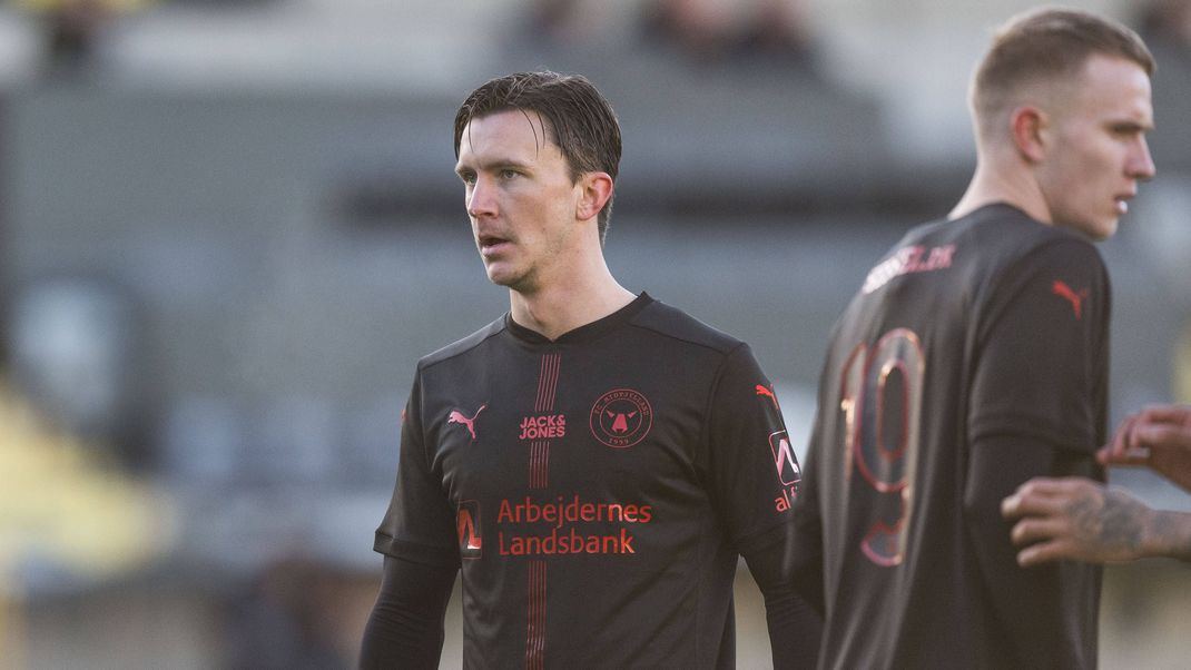 Aktuell an ein Beatmungsgerät angeschlossen: Midtylland-Profi Kristoffer Olsson.