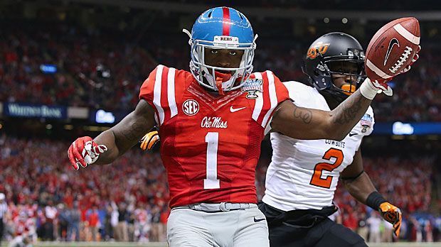 
                <strong>Laquon Treadwell (20, Ole Miss Rebels)</strong><br>
                Laquon Treadwell (20, Ole Miss Rebels): 1,88 Meter und 95 Kilogramm schwer, 2549 Yards für 22 Touchdowns in drei College-Jahren.
              