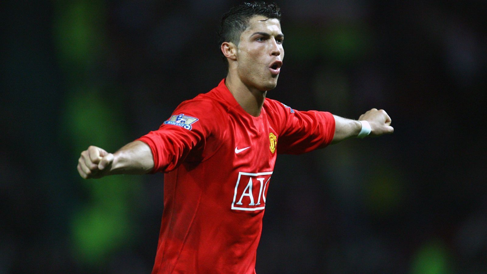 
                <strong>Platz 7: Cristiano Ronaldo</strong><br>
                Pflichtspieltore: 118Pflichtspiele für Manchester United: 292
              
