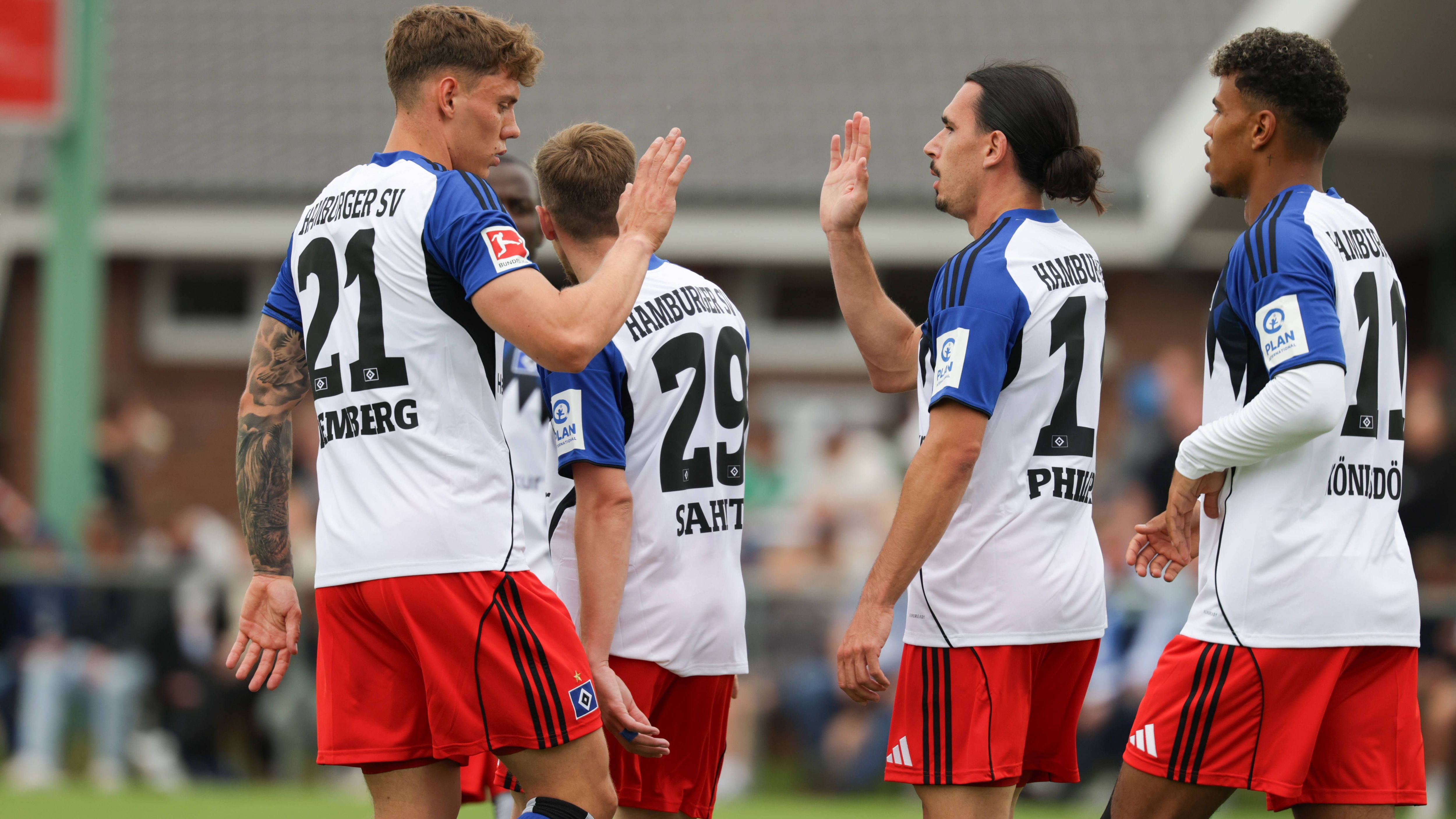 <strong>Hamburger SV</strong><br><em><strong>Zugänge:</strong></em><br>Nicolas Capaldo (RB Salzburg, Ablöse: 3 Mio. Euro)<br>Rayan Philippe (Eintracht Braunschweig, Ablöse: 2,5 Mio. Euro)<br>Nicolai Remberg (Holstein Kiel, Ablöse: 2,1 Mio. Euro)<br>Jordan Torunarigha (KAA Gent, ablösefrei)<br>Fernando Dickes (RB Leipzig U19, ablösefrei)<br><br><em><strong>Abgänge:</strong></em><br>Ludovit Reis (Club Brügge, Ablöse: 6 Mio. Euro)<br>Andras Nemeth (Puskas AFC, Ablöse: 450.000 Euro)<br>Lucas Perrin (Sporting Gijon, ablösefrei)<br>Nicolas Oliveira (Jahn Regensburg, ablösefrei)<br>Valon Zumberi (Vitesse Arnheim, ablösefrei)<br>Davie Selke (vereinslos)<br>Tom Mickel (Karriereende)