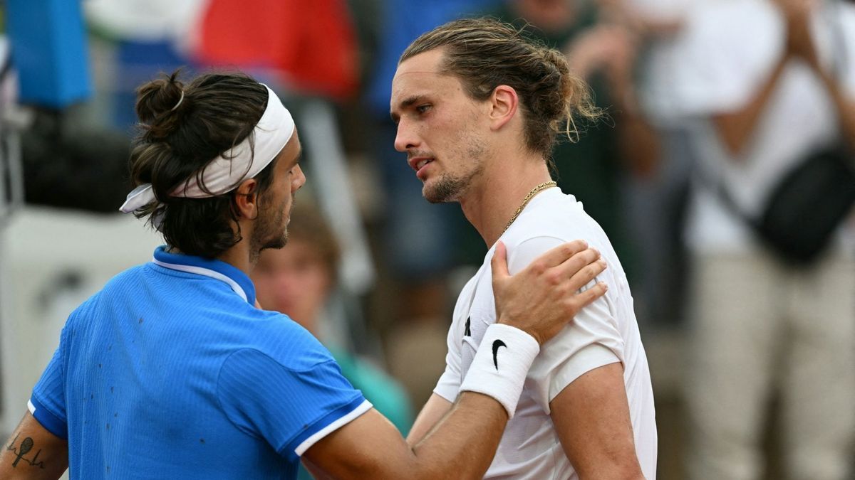 Von Musetti in Paris geschlagen: Alexander Zverev (r.)