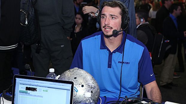 
                <strong>Paxton Lynch (Memphis Tigers)</strong><br>
                Paxton Lynch (22, Memphis Tigers): 2,01 Meter groß und 111 Kilogramm schwer, 9550 Yards für 76 Touchdowns und 23 Interceptions in drei College-Jahren.
              