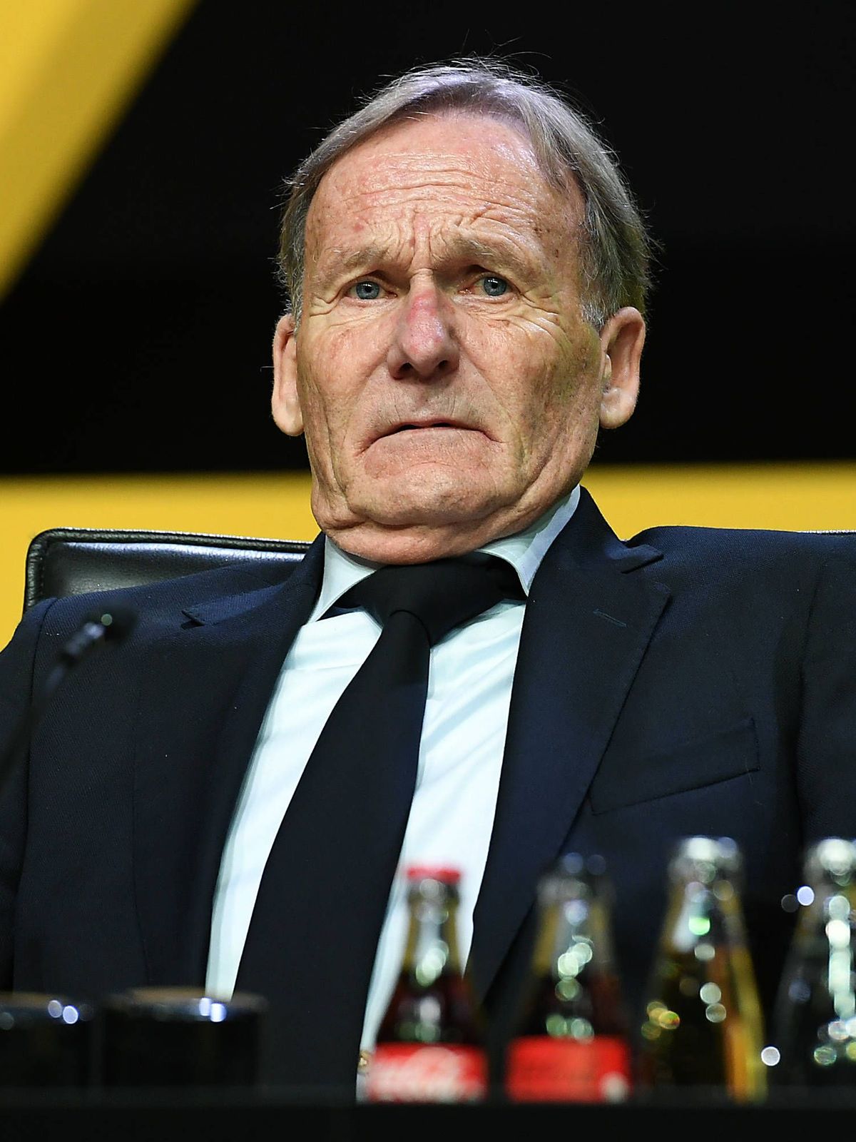 Mitgliederversammlung Borussia Dortmund am 23.11.2025 in der Westfalenhalle in Dortmund Hans-Joachim Watzke ( Vorsitzender Geschäftsführung Dortmund ), rechts *** General Meeting Borussia Dortmund ...